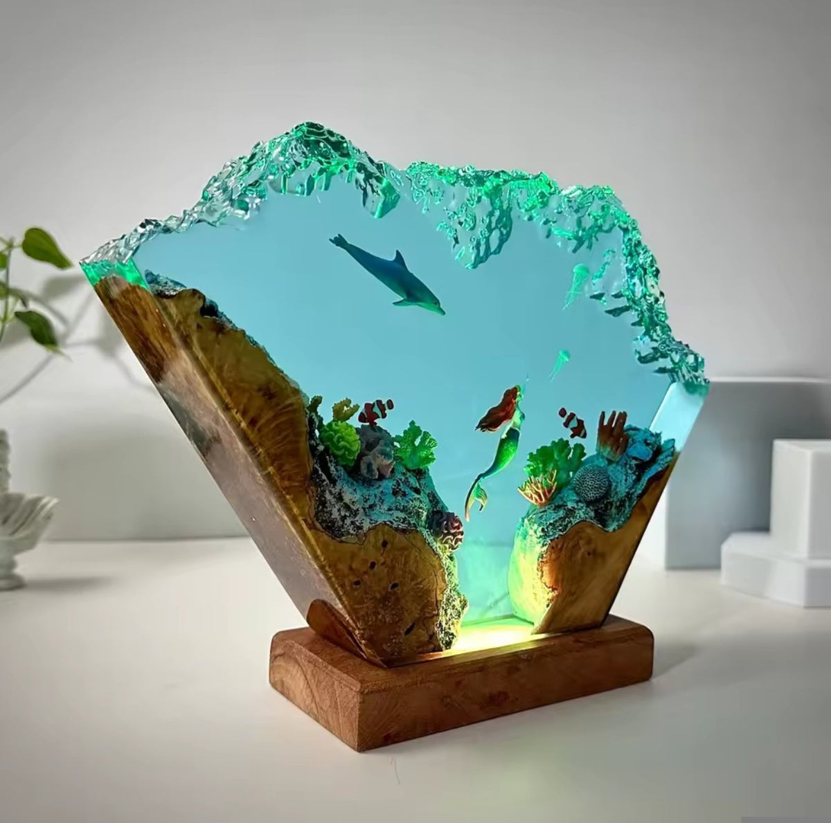 Ocean World Resin Lamp — Dolphin & Mermaid Scene 🐬
